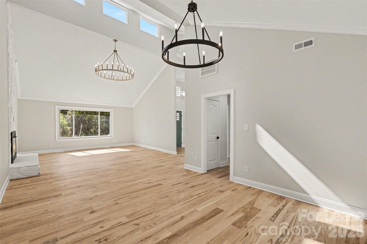 9606 Fairway Ridge Rd - Photo 5 of 32