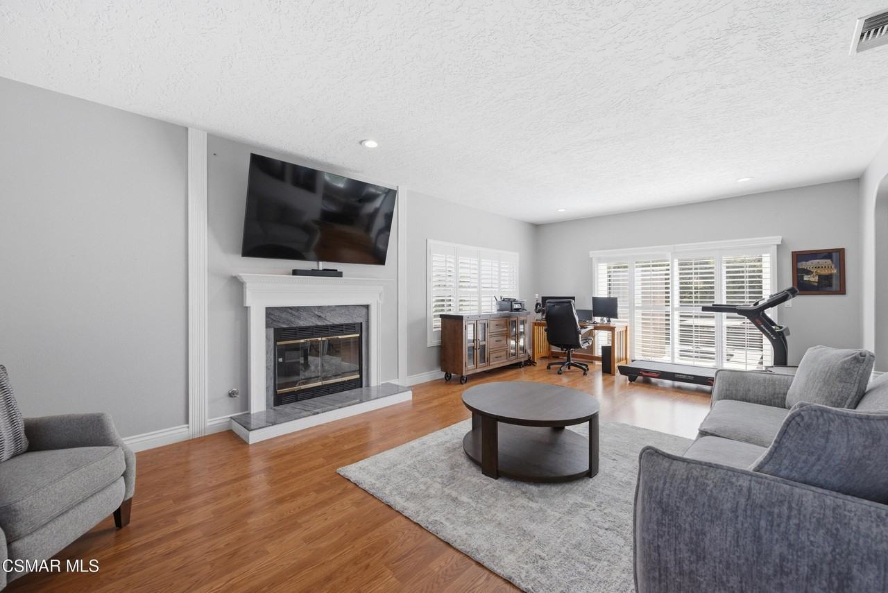 1314 Gonzales Rd - Photo 5 of 50