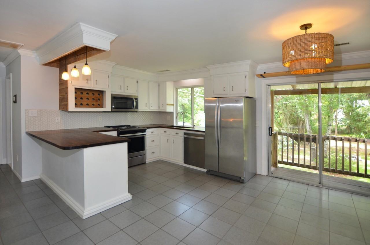 6374 Maxville Rd - Photo 4 of 25