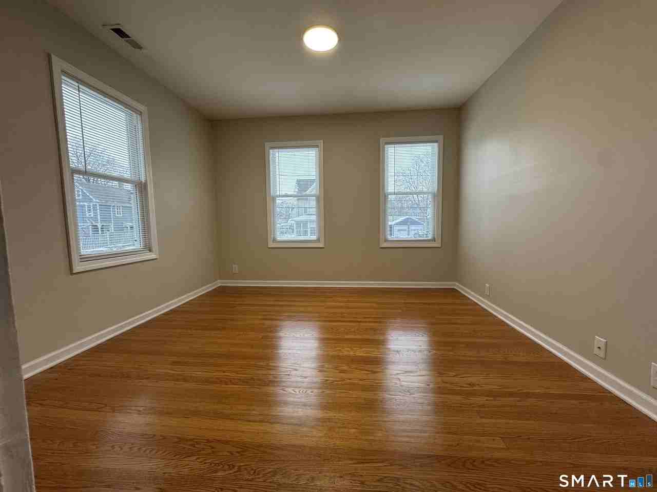 22 Dwight St #2ndFL - Photo 6 of 15