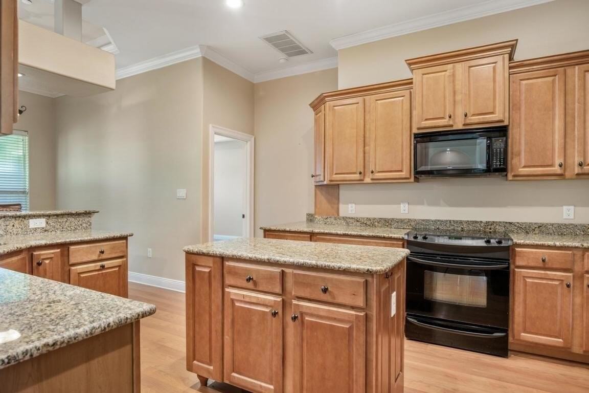 846 Indigo Loop - Photo 6 of 17