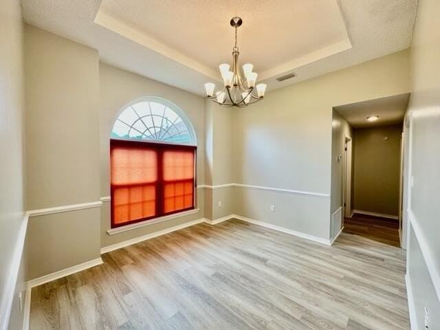 519 E Timberlake Dr - Photo 4 of 30