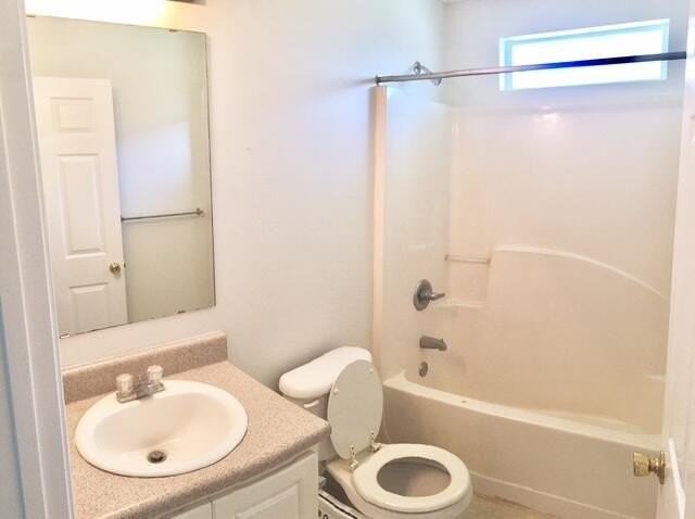 4266 Lancaster Dr - Photo 4 of 9