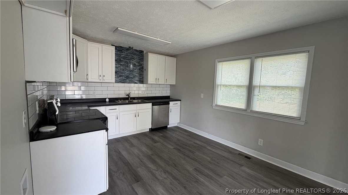 3257 Vardaman Ave - Photo 6 of 12