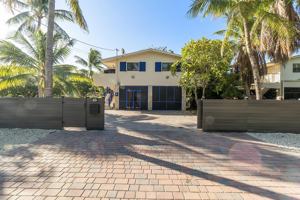 featured image of 19 Garden Cove Dr