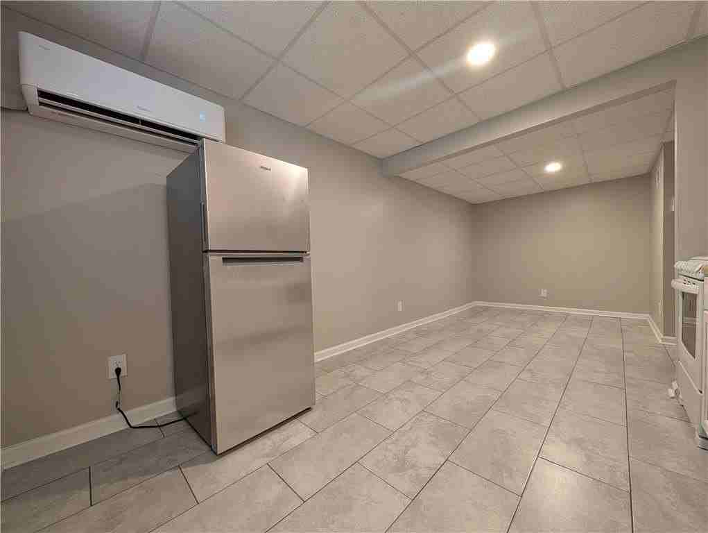 3548 Main St #8 - Photo 7 of 9