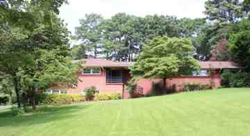 featured image of 3872 Orchard Rd Se