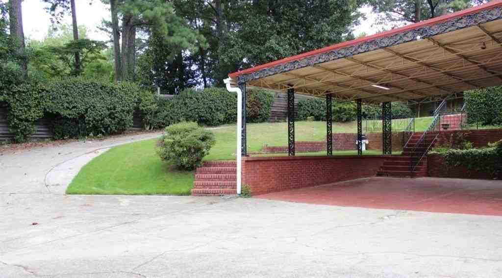 3872 Orchard Rd Se - Photo 3 of 14