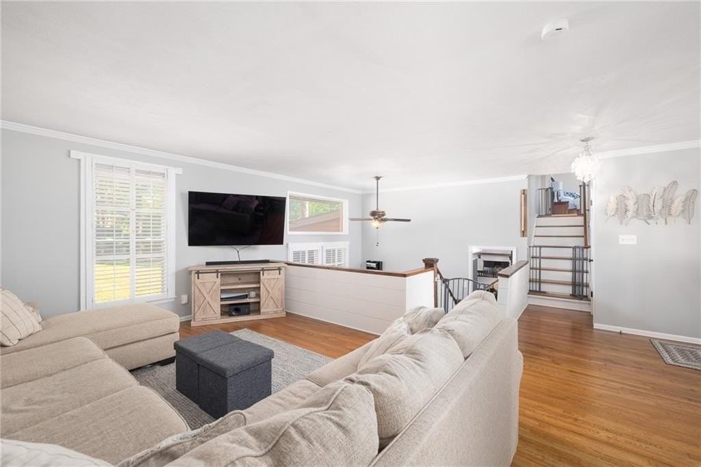 3247 Clearview Dr Sw - Photo 4 of 19