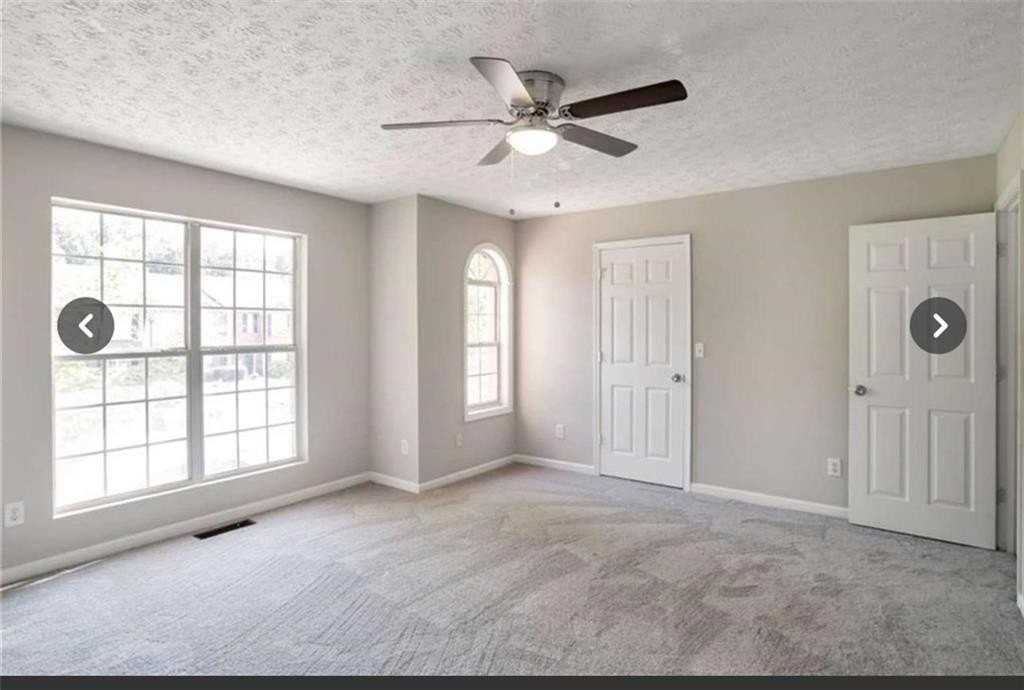 3833 Waldrop Ln - Photo 4 of 18