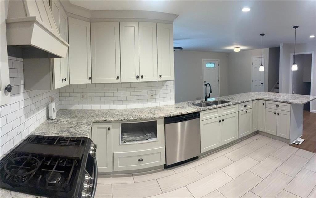 1744 Oak Ridge Way - Photo 3 of 22
