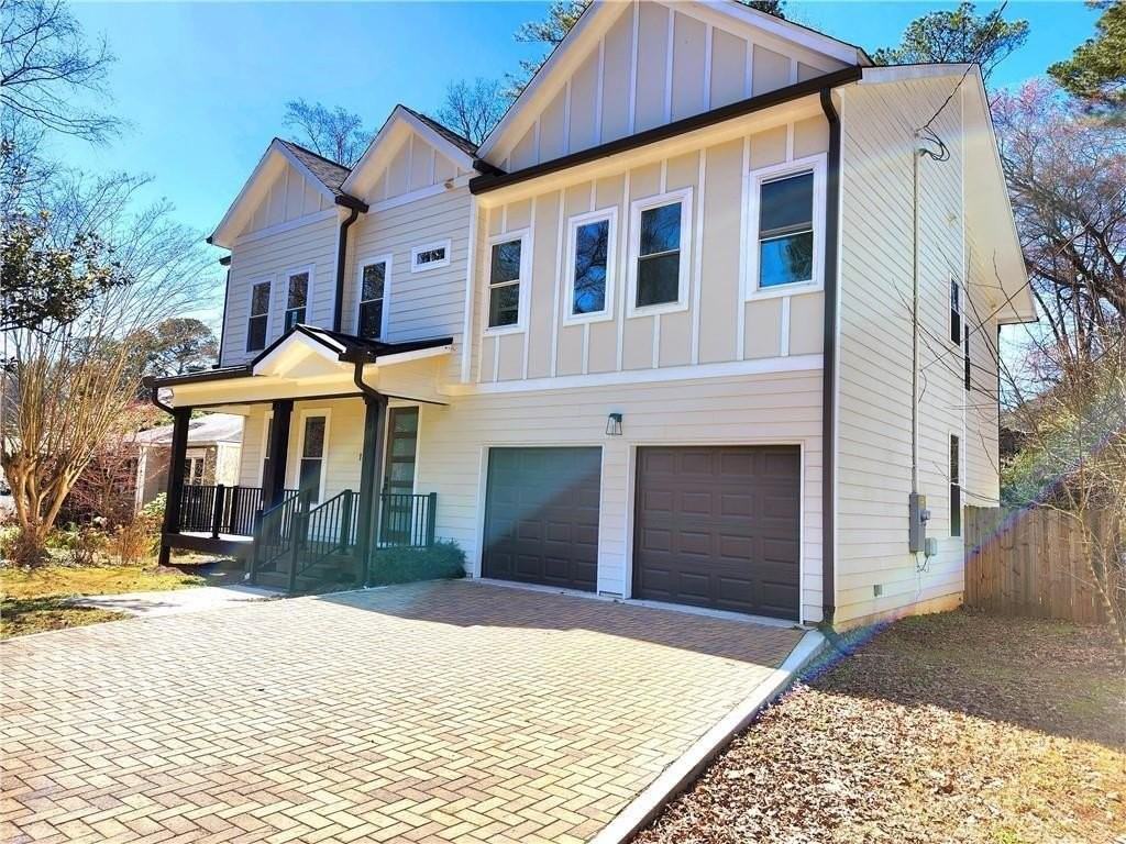 1112 Shepherds Ln Ne - Photo 2 of 44