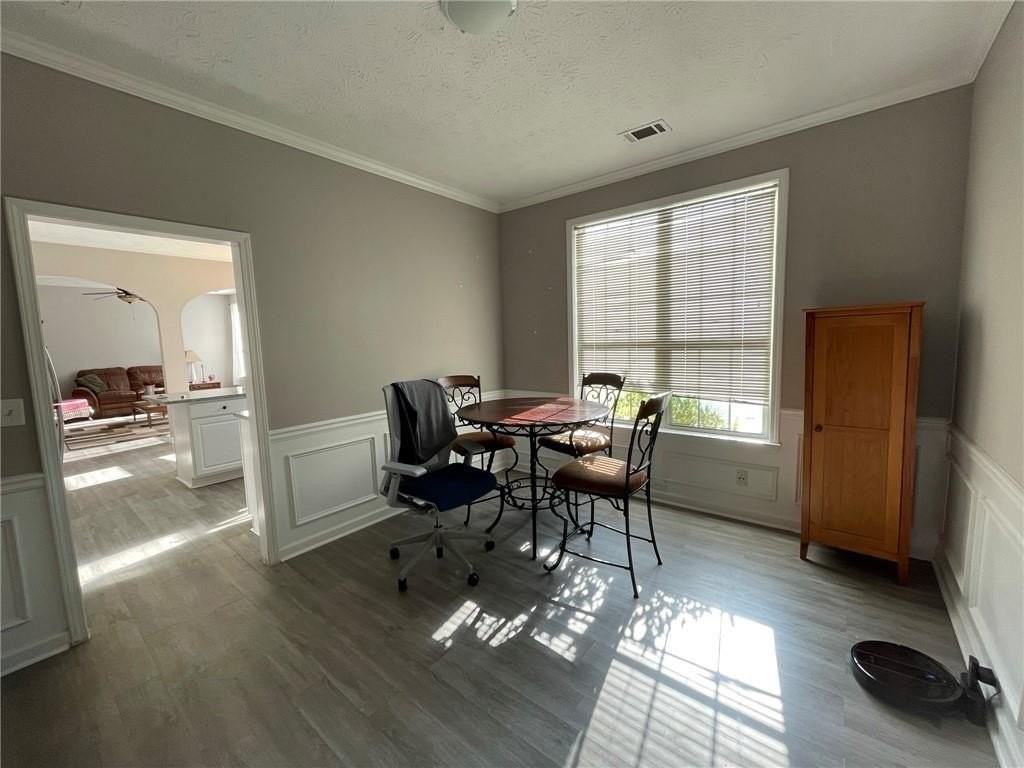 2120 Grand Jct - Photo 4 of 20