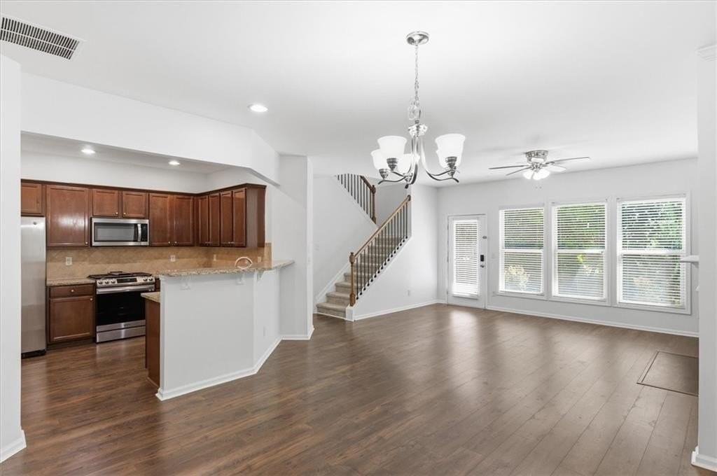 13459 Gardiner Ln - Photo 7 of 50
