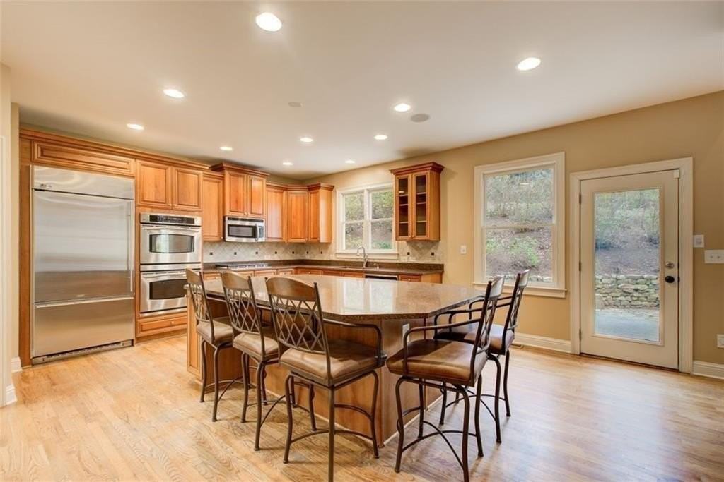 2060 Fife Ridge Ct - Photo 2 of 9
