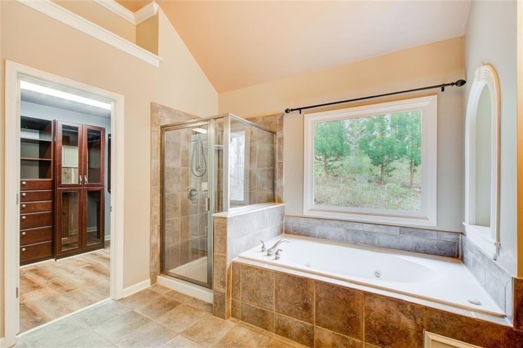 2060 Fife Ridge Ct - Photo 5 of 9
