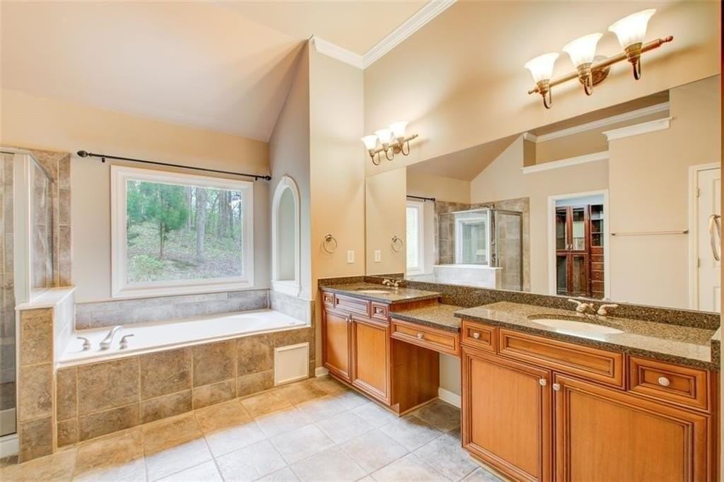 2060 Fife Ridge Ct - Photo 6 of 9