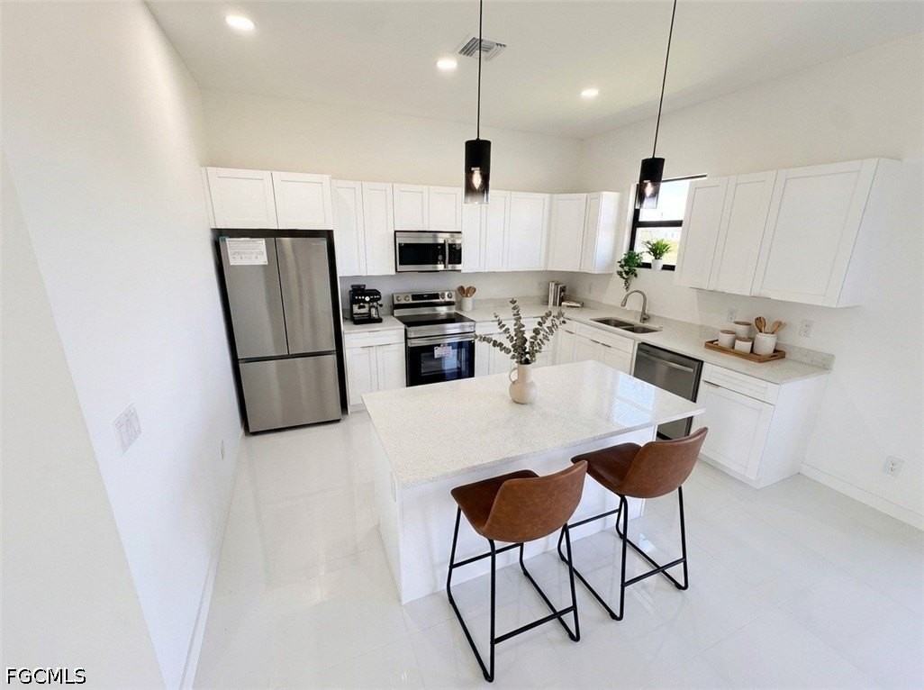 3032 Nw 41st Ave - Photo 4 of 23