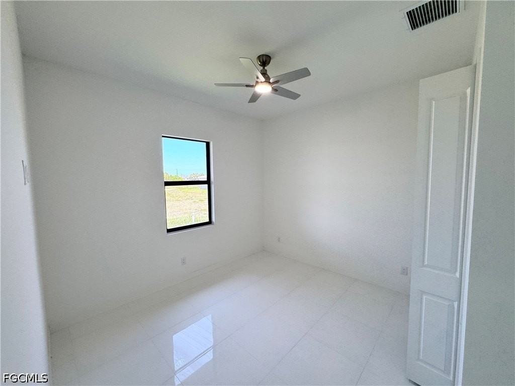 3032 Nw 41st Ave - Photo 7 of 23