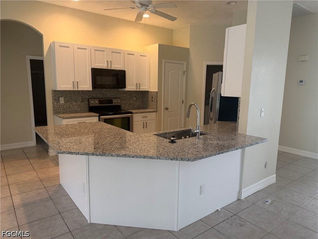 614 Sw 57th St - Photo 3 of 12