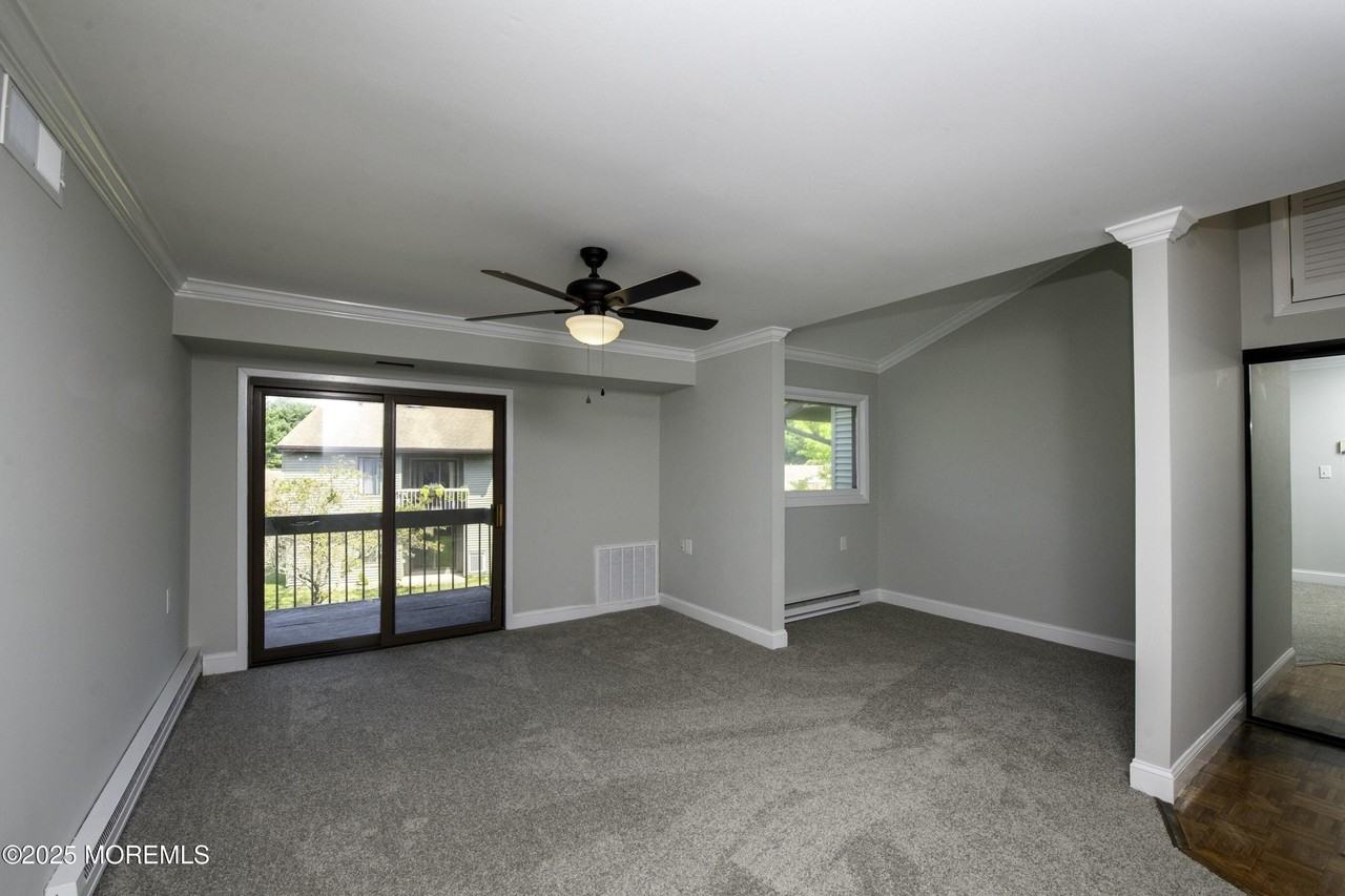 5B Auburn Ct - Photo 5 of 19