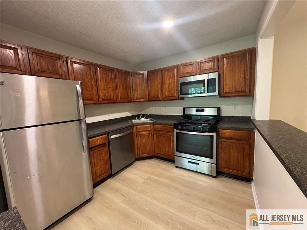 7 Sheffield Ct - Photo 7 of 18