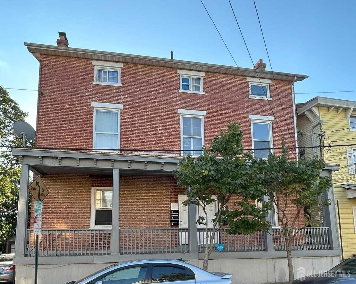 88 Harvey St
