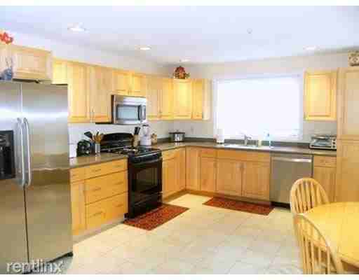 3101 Maple Brook Rd - Photo 3 of 11