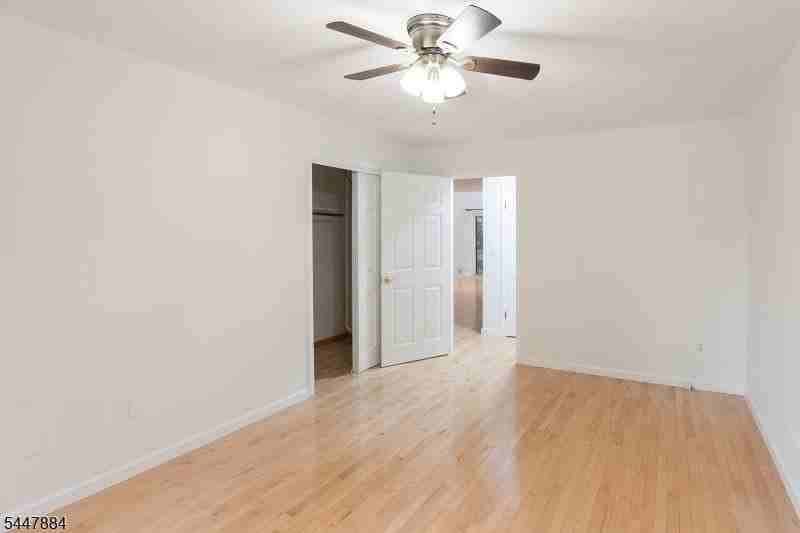 89 Continental Rd - Photo 3 of 38