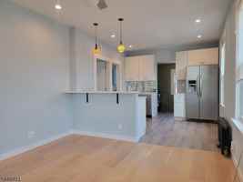 featured image of 712 W Blancke St