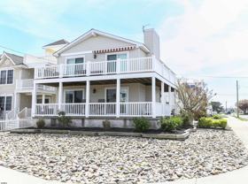 618 Bayshore Ave - Photo 1 of 1