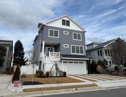 featured image of 7607 Burk Ave