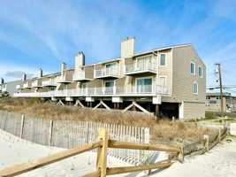featured image of 612 E Brigantine Ave #612