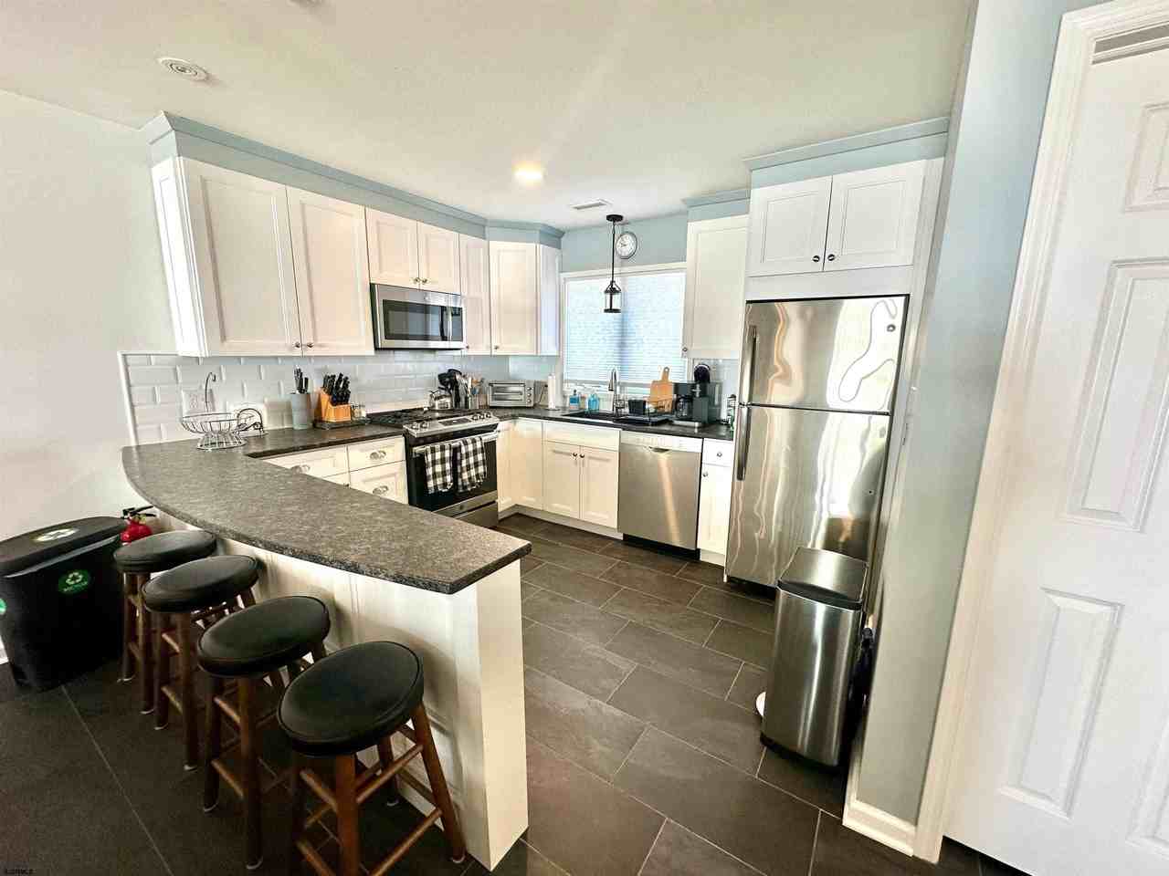 612 E Brigantine Ave #612 - Photo 5 of 29