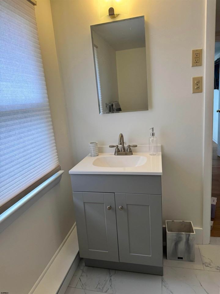 9600 Ventnor Ave - Photo 7 of 12