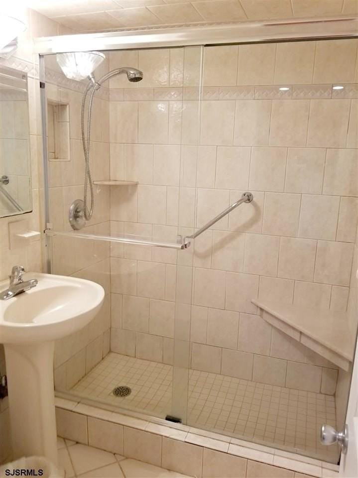 9510 Amherst Ave - Photo 7 of 18