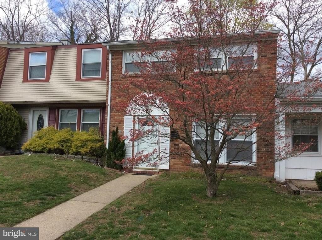 7 Rittenhouse Ct - Photo 2 of 17