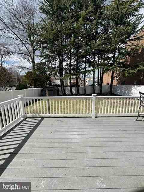 8 Cooper Ave - Photo 7 of 22