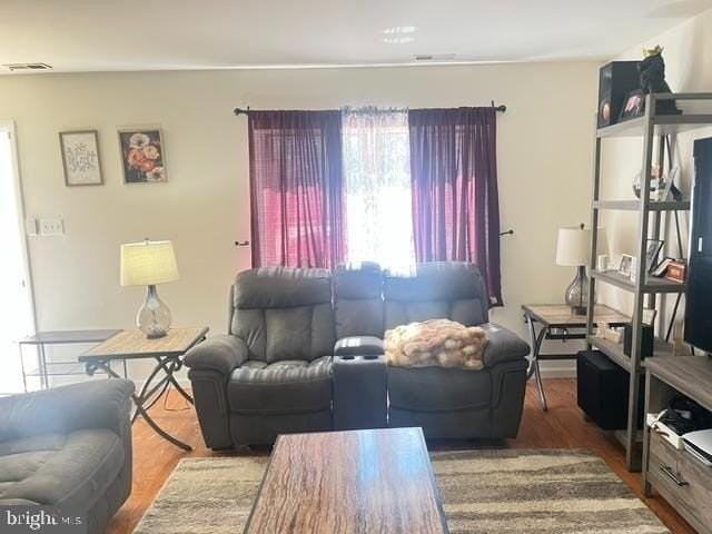 70A Peregrine Dr - Photo 2 of 13