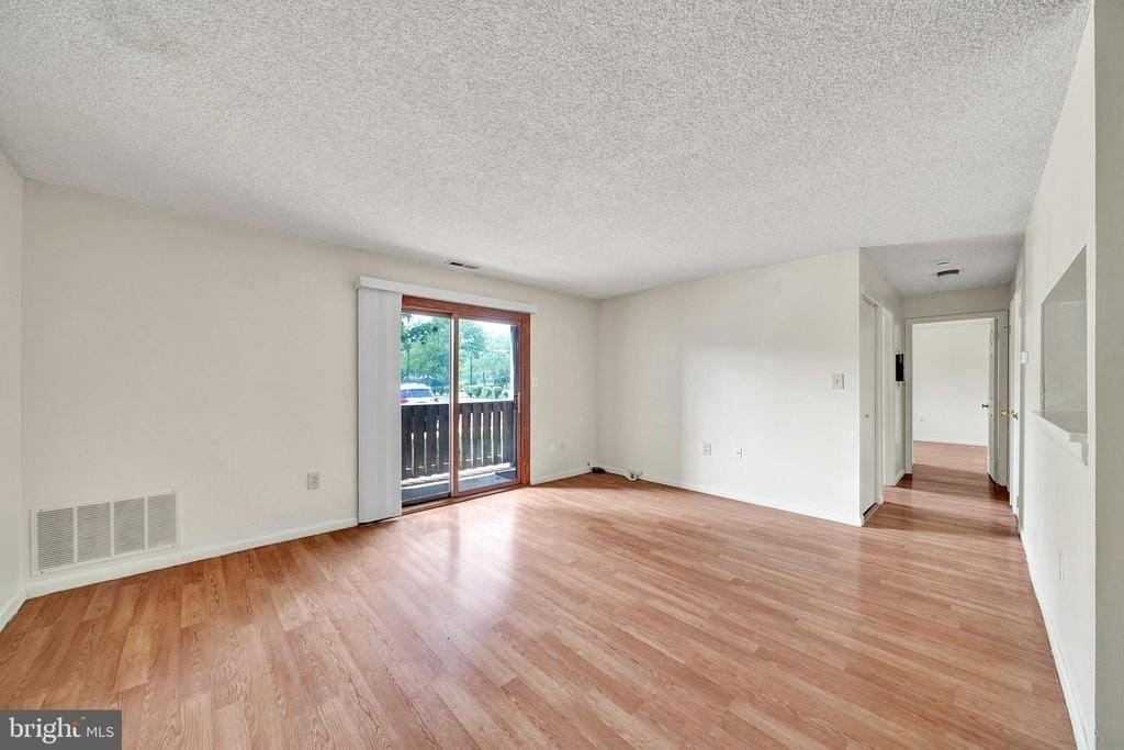 601 Ravens Crest Dr - Photo 2 of 18
