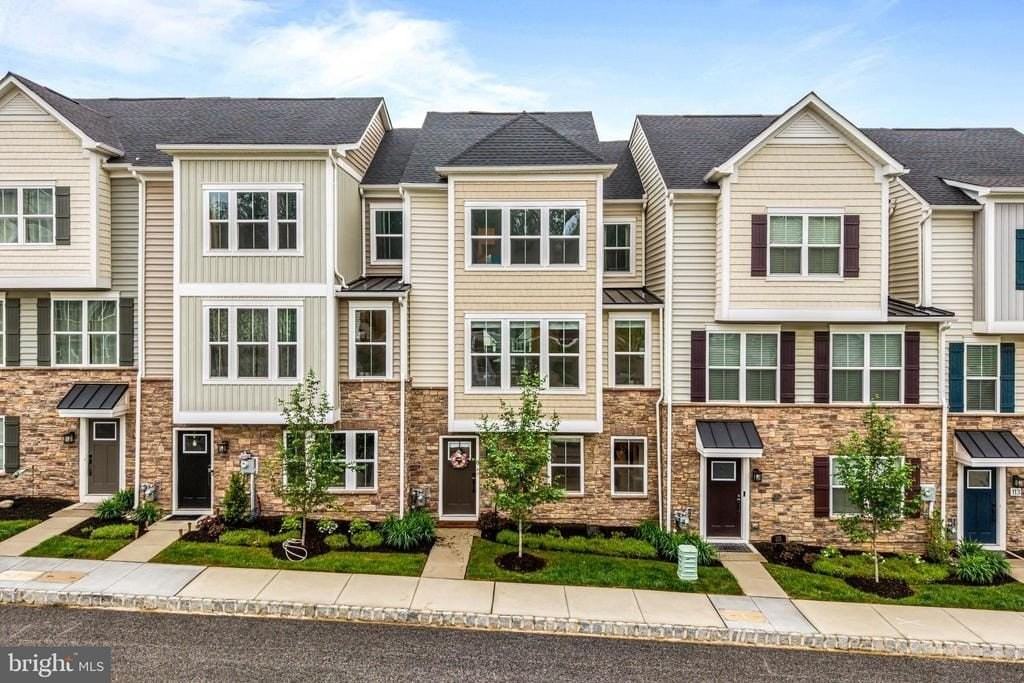 117 Kenneth Ln