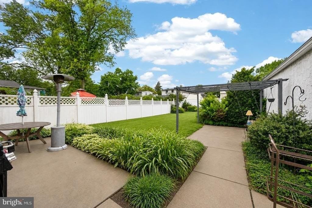 728 Pennbrook Ave - Photo 4 of 20