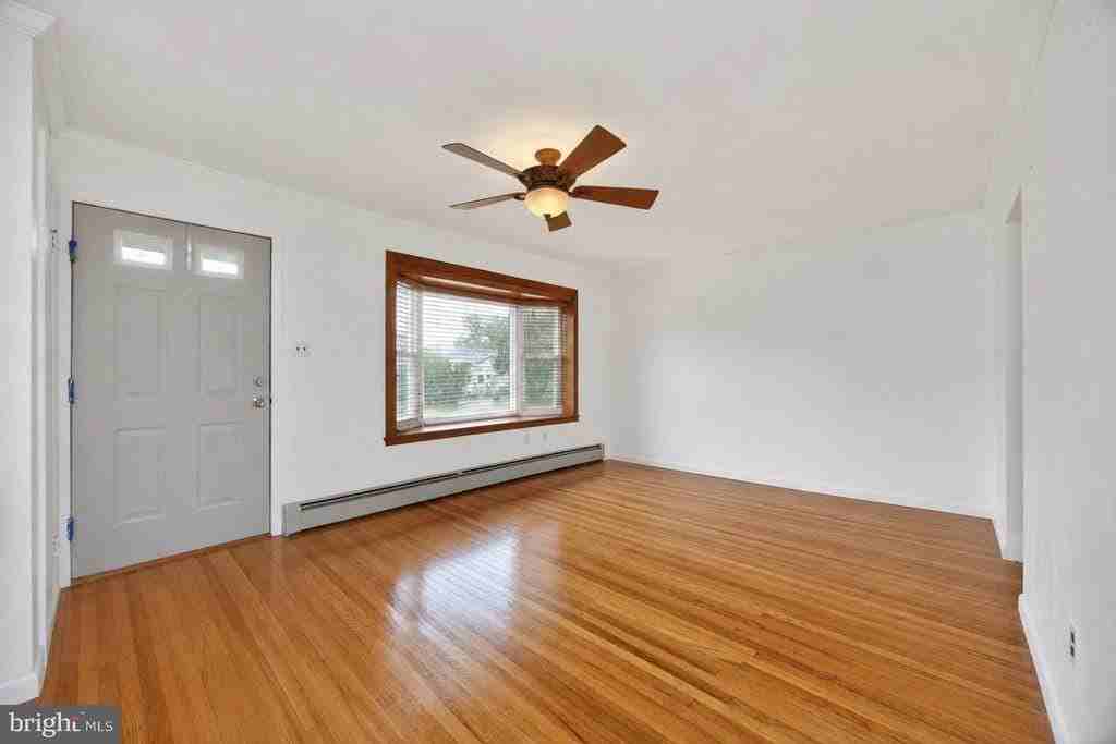 728 Pennbrook Ave - Photo 6 of 20