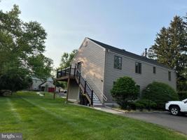 featured image of 890 Belfry Dr