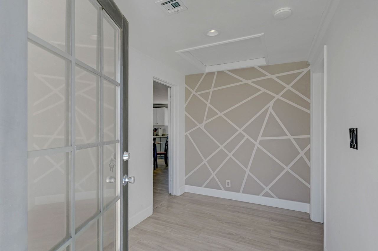 1122 South 10th Street #1 - Photo 3 of 20