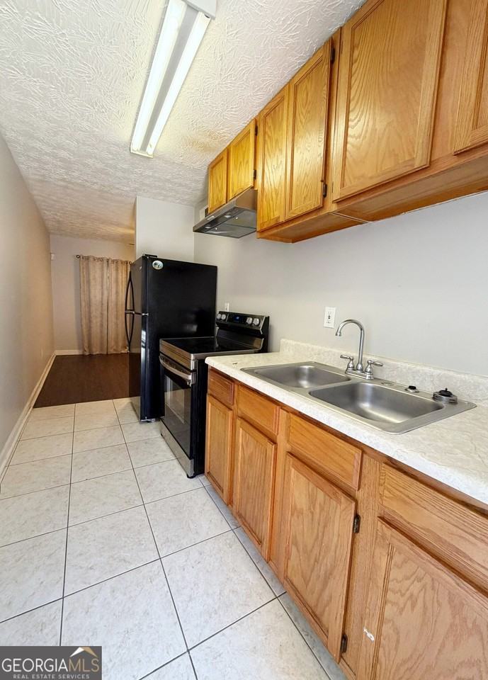420 Rawson St Sw #3 - Photo 4 of 9