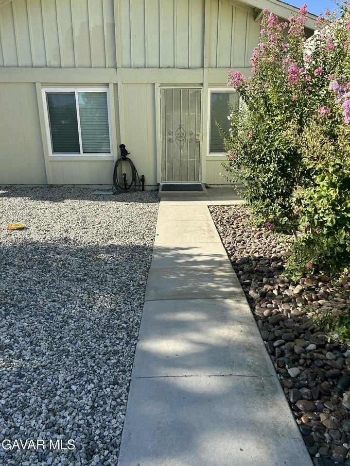 3621 W Avenue K15 - Photo 2 of 38