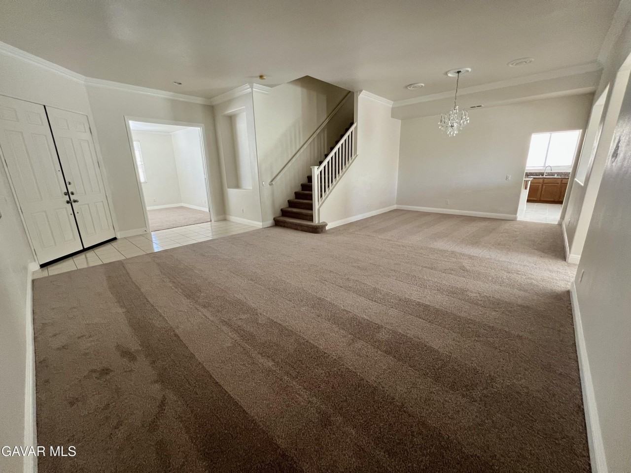 4564 Jewel Dr - Photo 6 of 29
