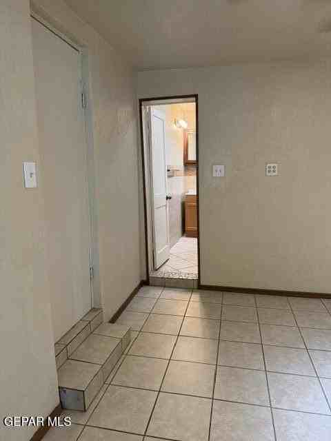 401 Ramona Ave - Photo 5 of 18