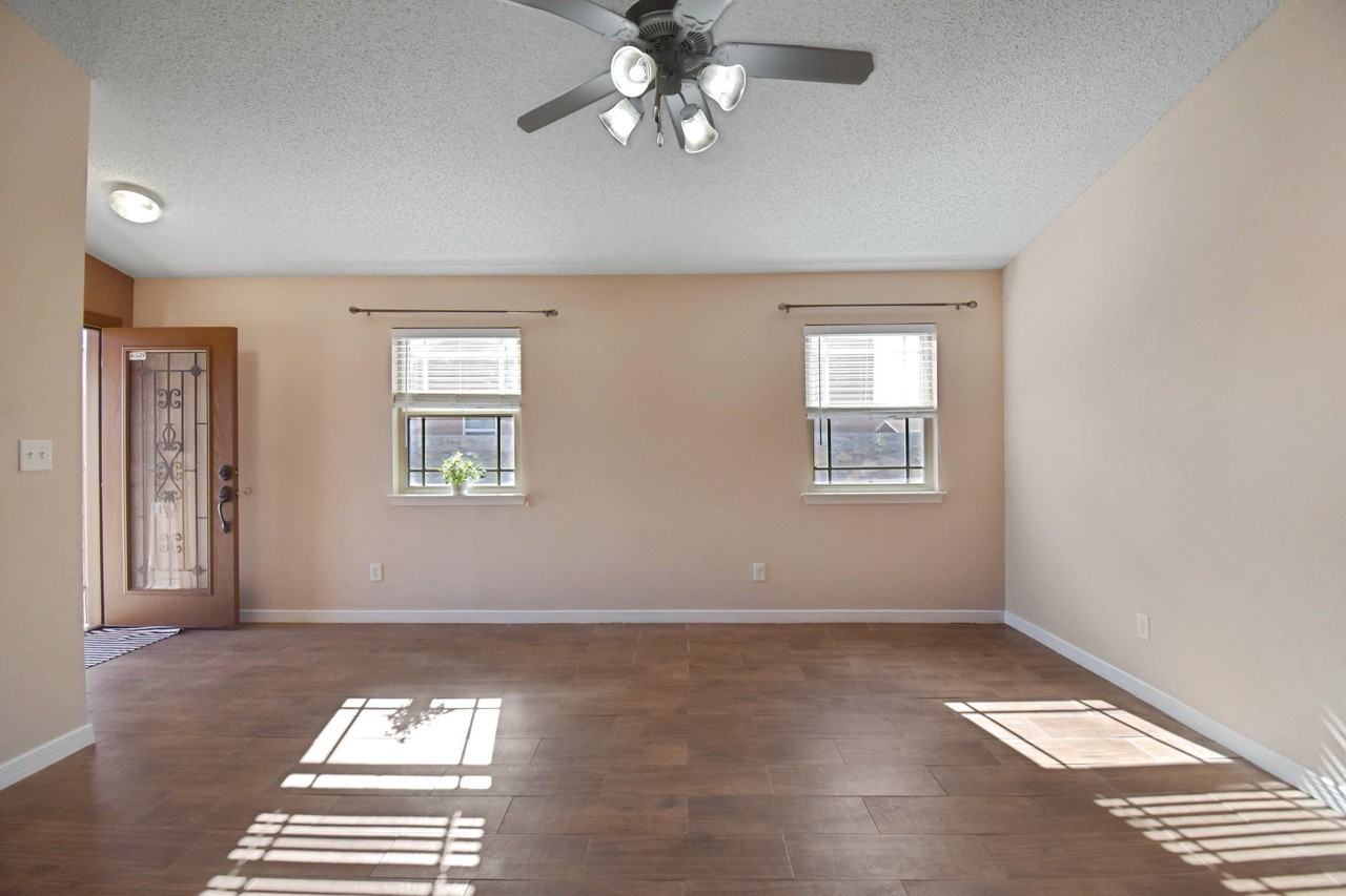 14229 Poets Rock Ln - Photo 6 of 24